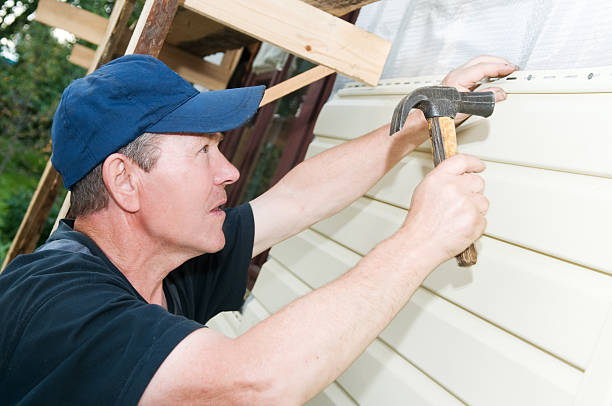 How To Choose The Right Materials for Your Siding Installation in 'Carolina Shores, NC